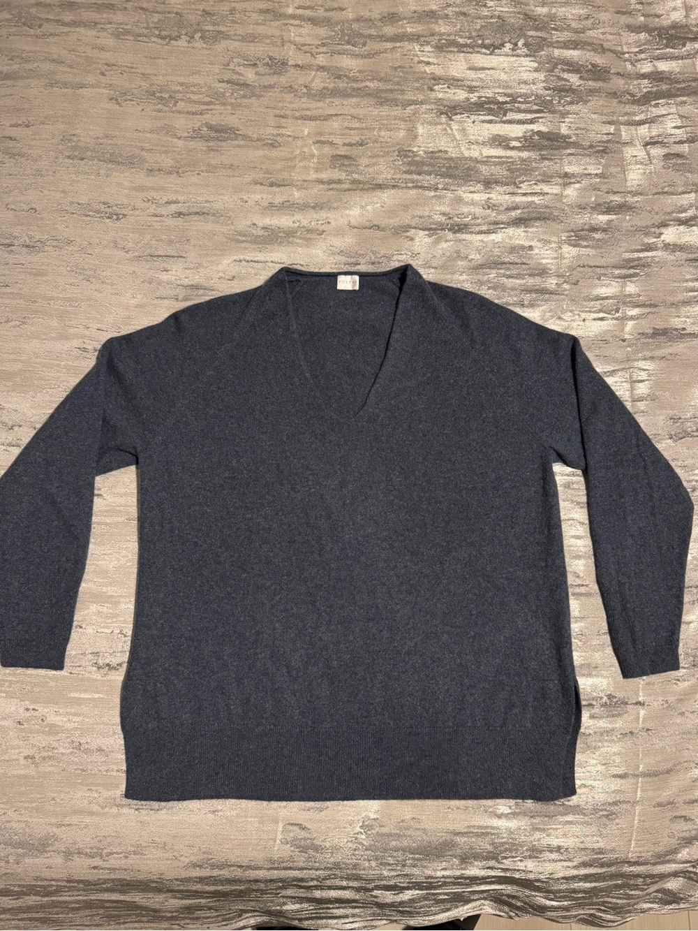 Poetry 100% pure Cashmere sweater V Neck Grey size 8